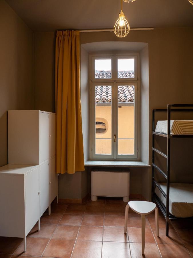 Casa Conte Rosso Hostel Авиляна Екстериор снимка
