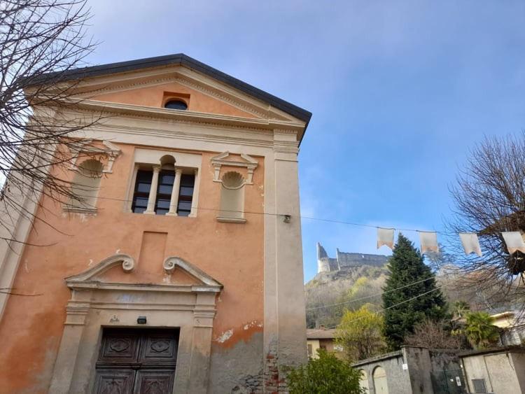 Casa Conte Rosso Hostel Авиляна Екстериор снимка